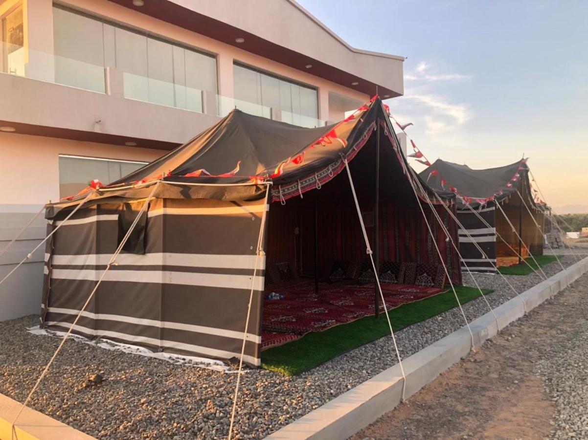 Home X4 Al Wasil Exterior photo